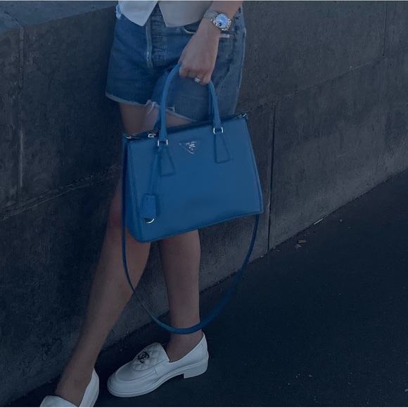 Prada Bag - Picture 2 of 4